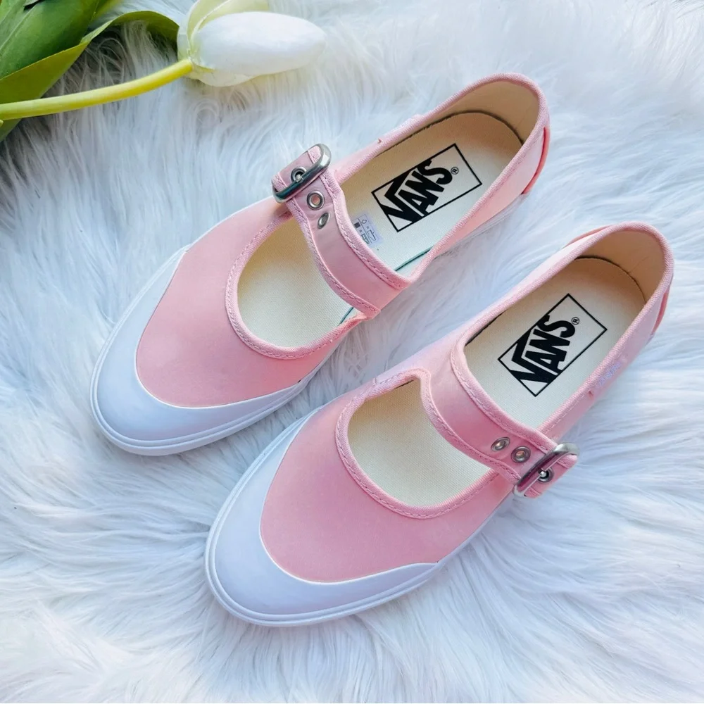 NEW | Vans Mary Jane Style 93 Sneakers